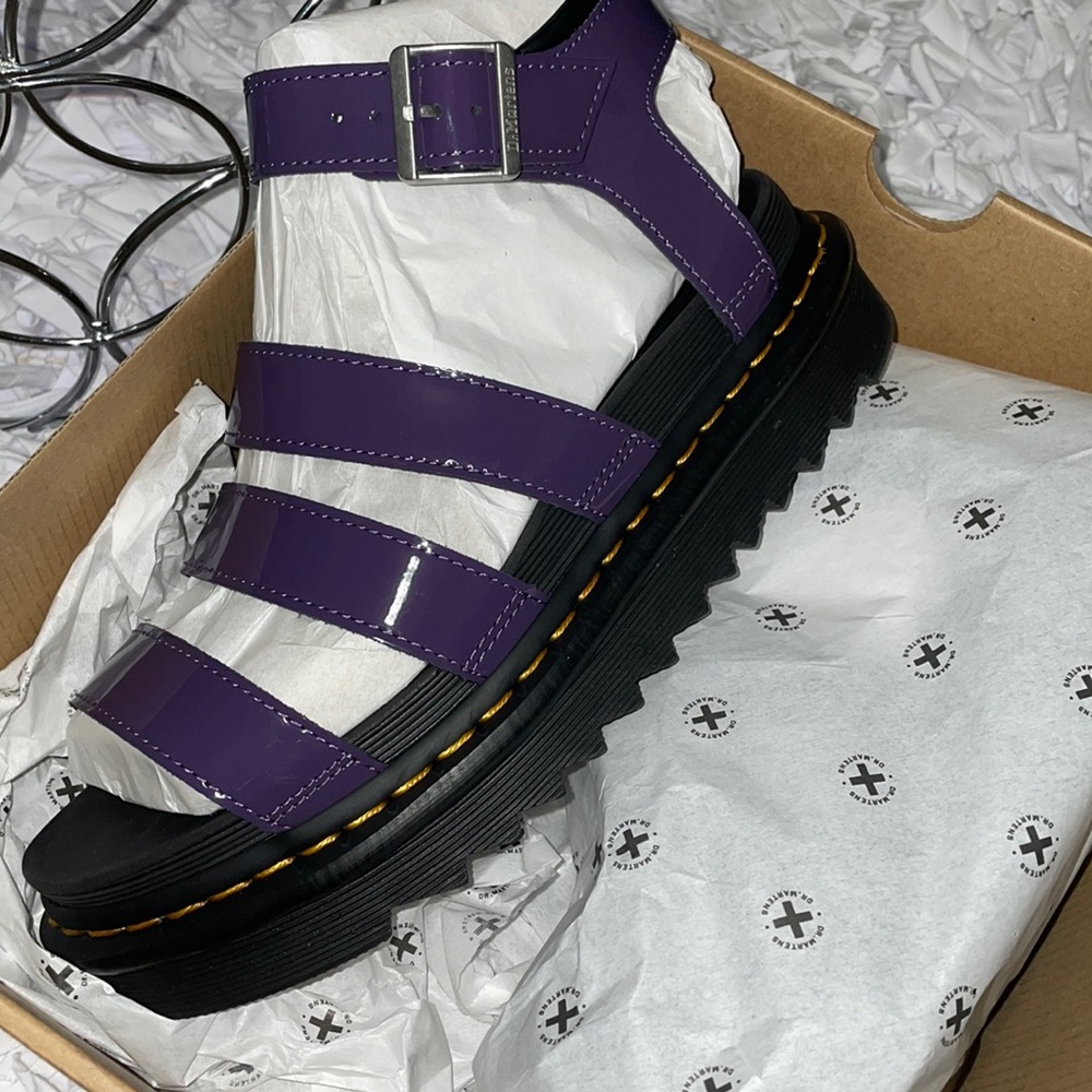 Dr. Martens LIMITED EDITION Purple Patent LEATHER Sandals! NEW!